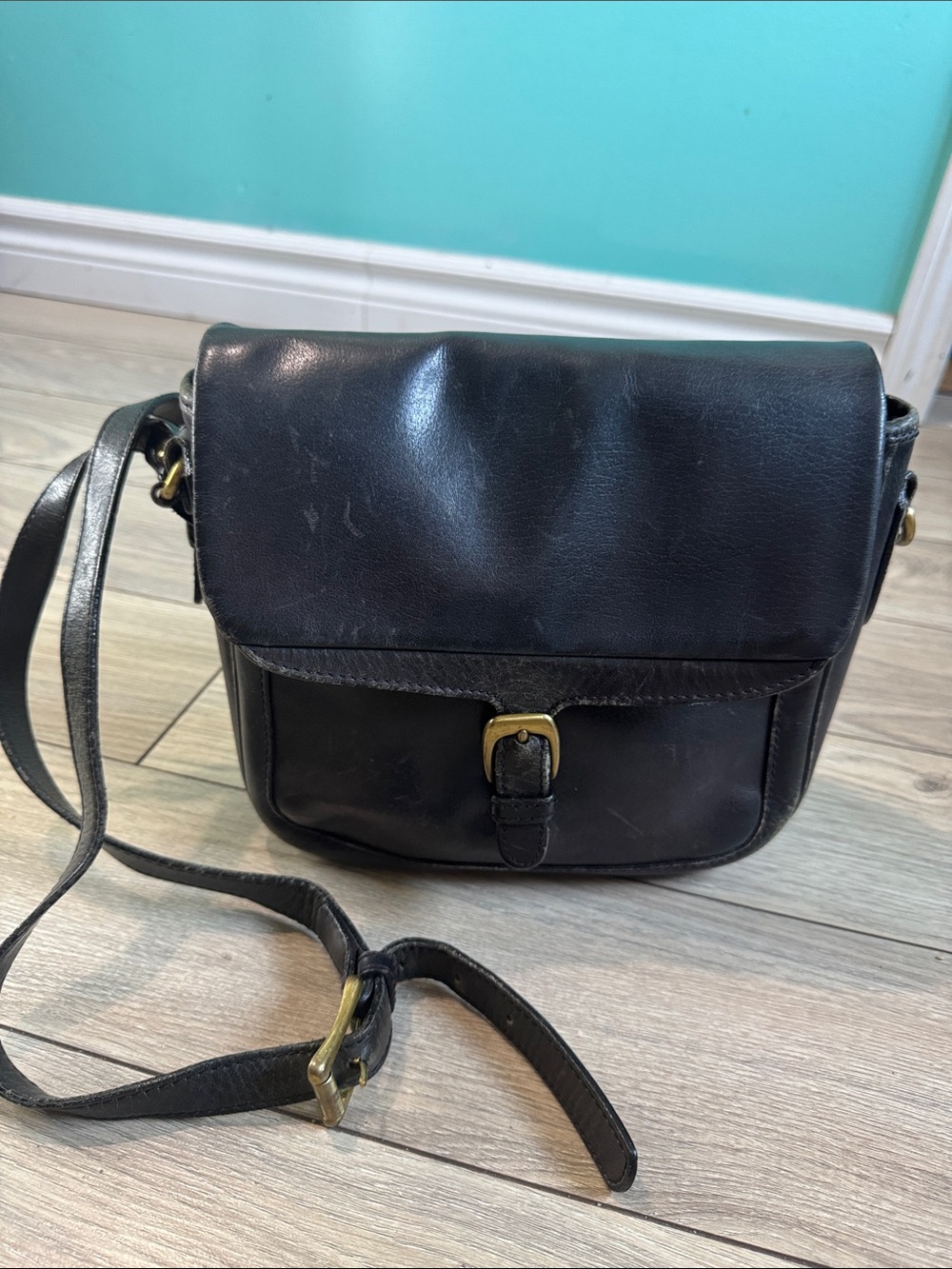 Bally Vintage Black Leather Crossbody Bag